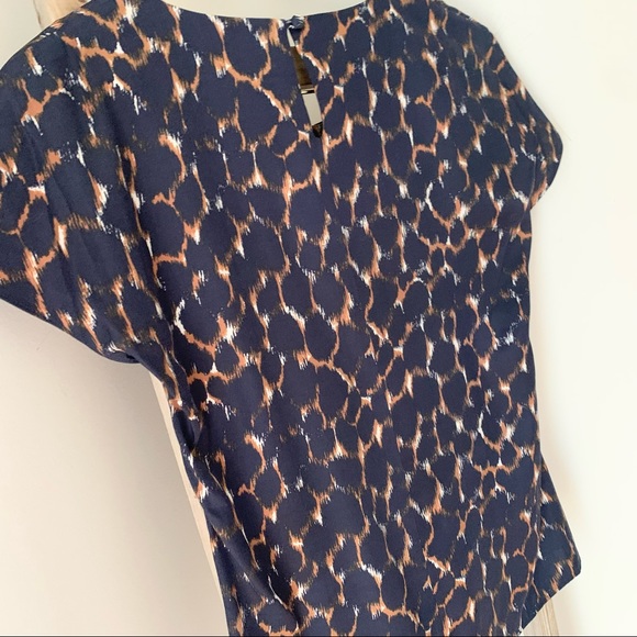 Boden Ravello Silk Blend Animal Print Short Sleeve Blouse Size 2 - Picture 7 of 10